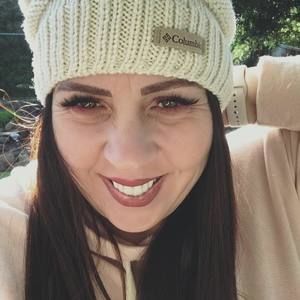 Meet your Posher, Paula